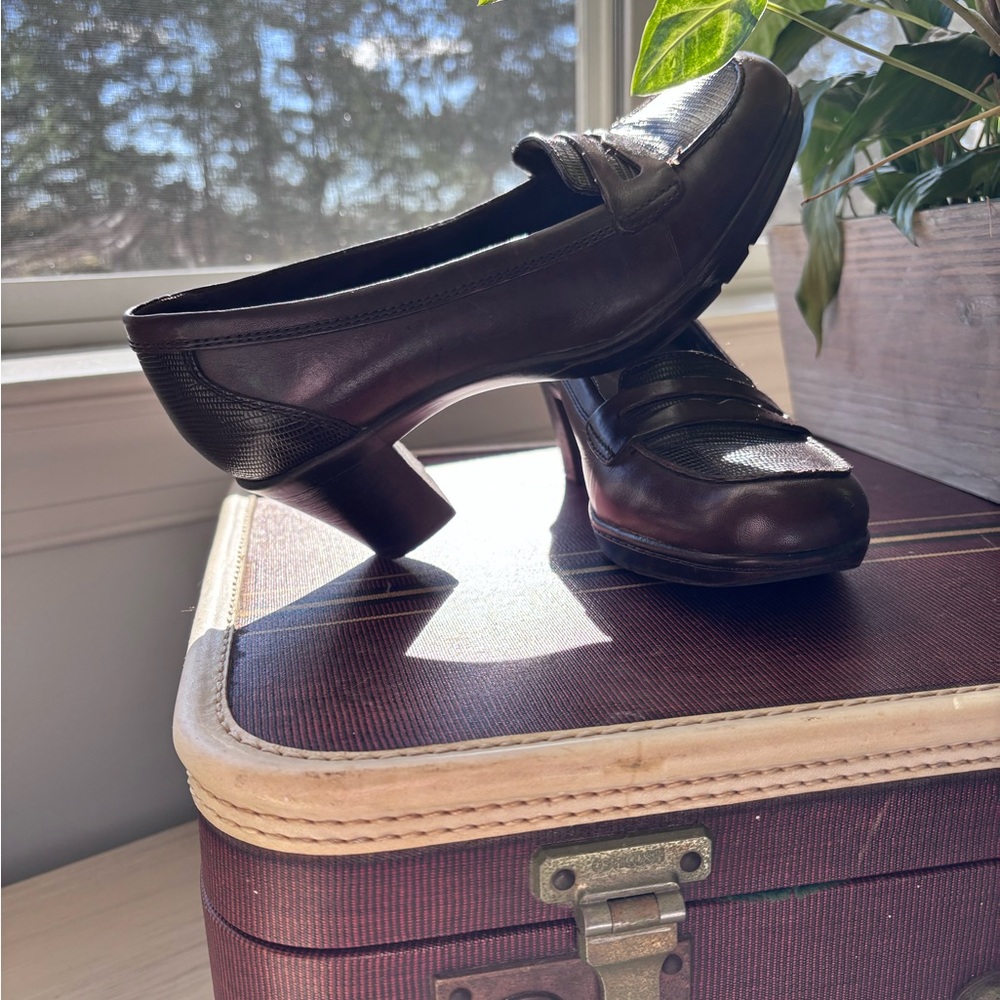 Clarks Dark Brown Leather Heels